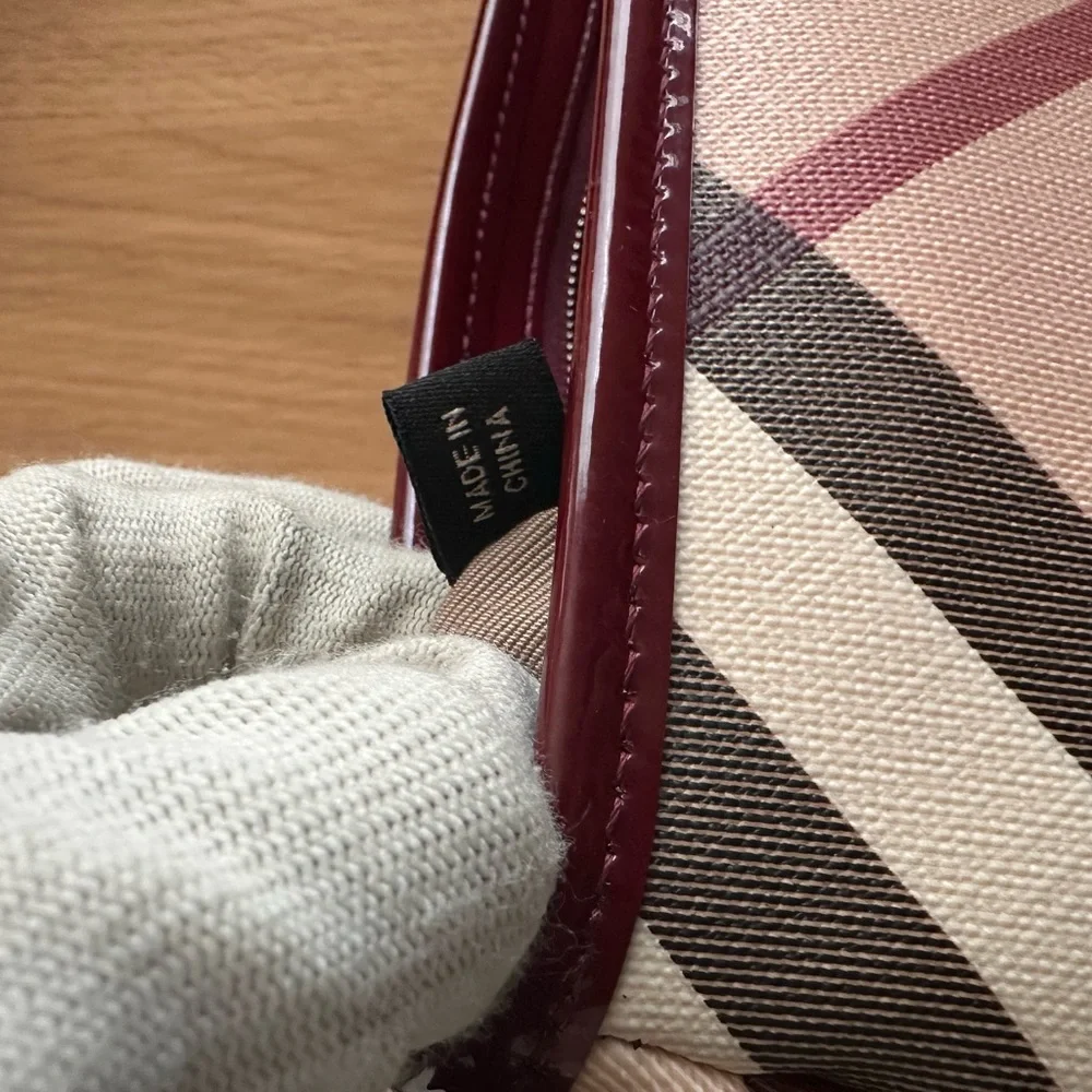 Burberry Shoulder Bag - Picture 13 of 15